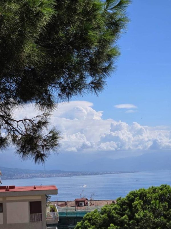 appartamento in vendita a Napoli in zona Posillipo