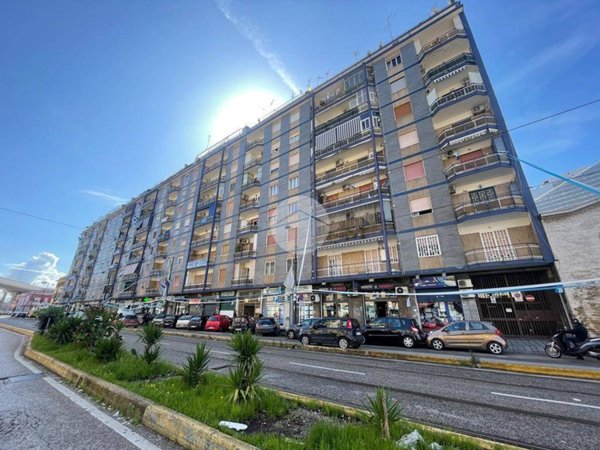 appartamento in vendita a Napoli in zona Poggioreale