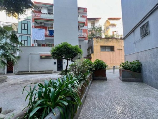 appartamento in vendita a Napoli in zona Soccavo