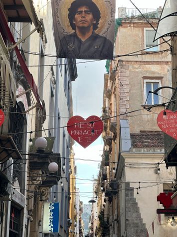 appartamento in vendita a Napoli in zona San Lorenzo