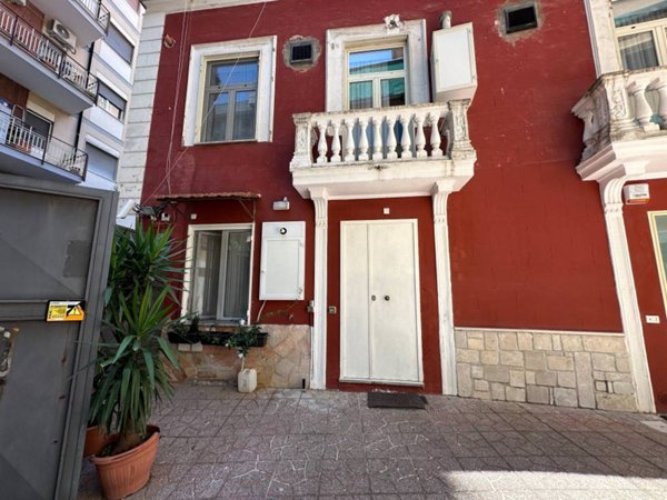 appartamento in vendita a Napoli in zona Arenella
