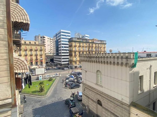 appartamento in vendita a Napoli in zona Pendino / San Giuseppe