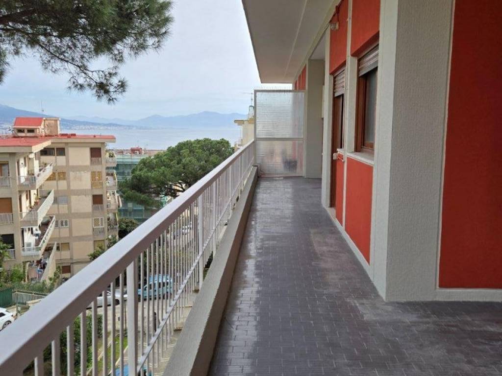 appartamento in vendita a Napoli in zona Posillipo