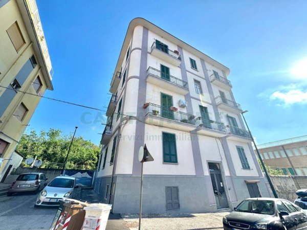 appartamento in vendita a Napoli in zona Bagnoli