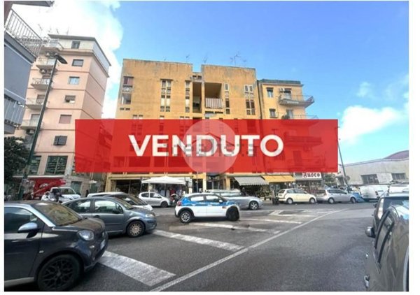 appartamento in vendita a Napoli in zona Fuorigrotta