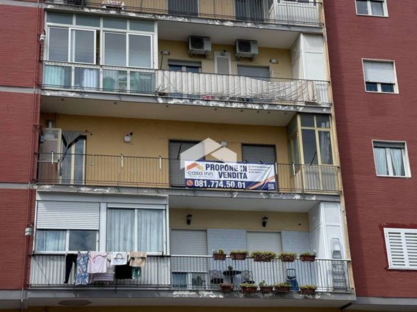 appartamento in vendita a Napoli in zona Secondigliano