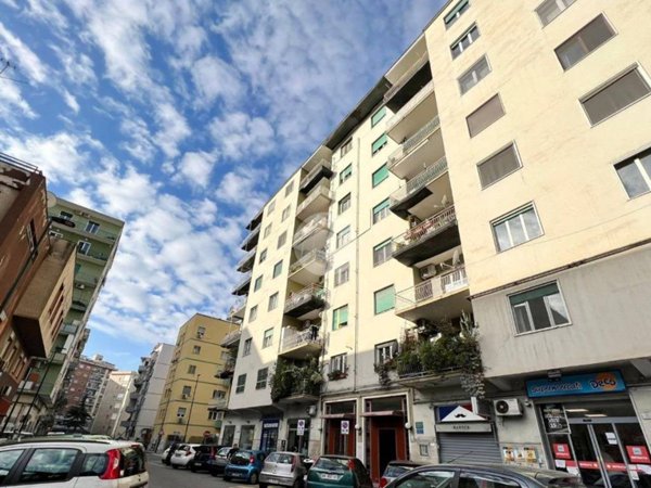 appartamento in vendita a Napoli in zona Fuorigrotta