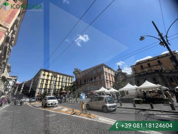 appartamento in vendita a Napoli in zona Mercato