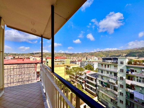 appartamento in vendita a Napoli in zona Pianura