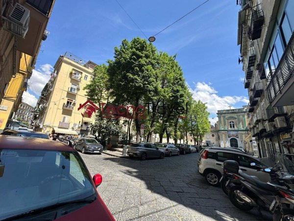 appartamento in vendita a Napoli in zona San Lorenzo