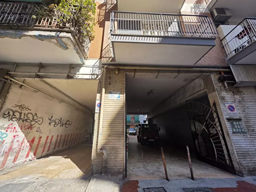 appartamento in vendita a Napoli in zona Fuorigrotta