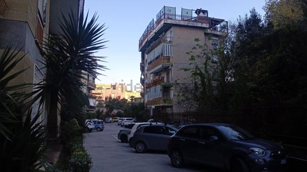 appartamento in vendita a Napoli in zona Capodimonte / Colli Aminei
