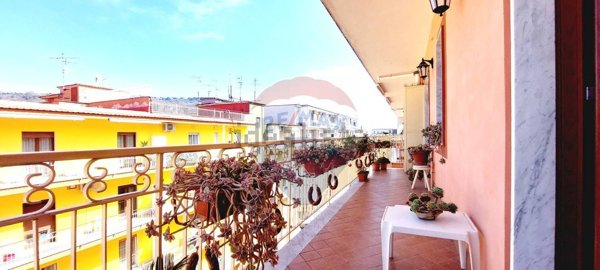 appartamento in vendita a Napoli in zona Pianura