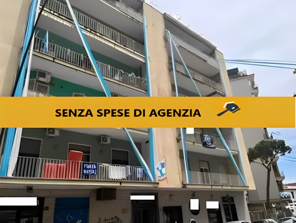 appartamento in vendita a Napoli in zona Arenella