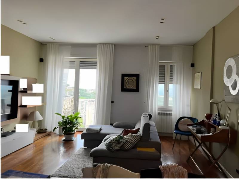 appartamento in vendita a Napoli in zona Arenella