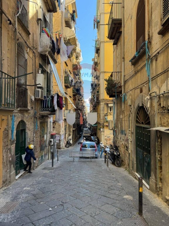 appartamento in vendita a Napoli in zona Montecalvario
