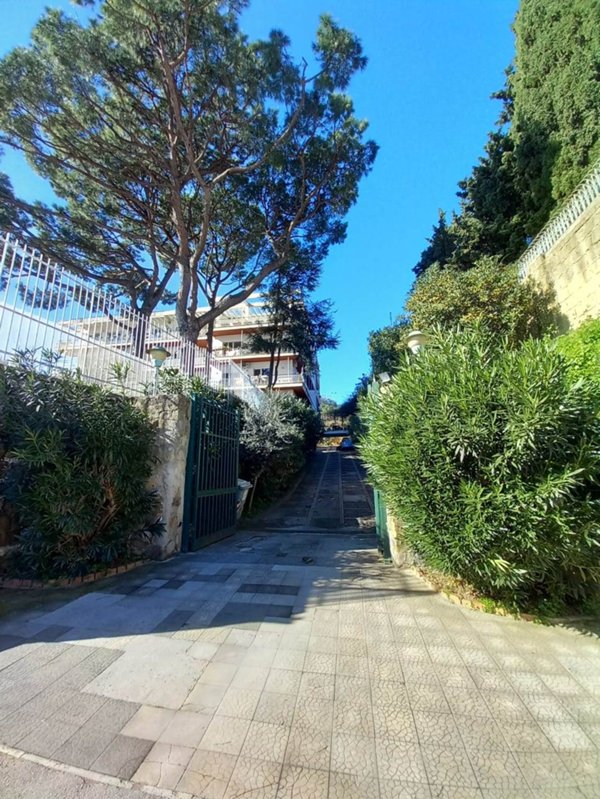 appartamento in vendita a Napoli in zona Posillipo