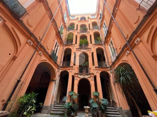 appartamento in vendita a Napoli