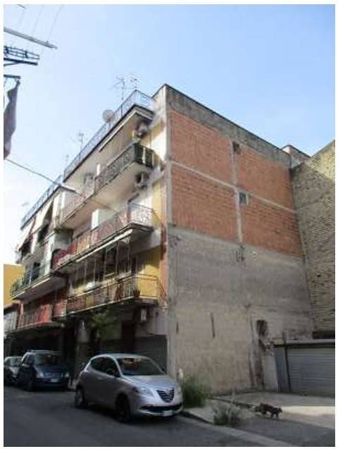 appartamento in vendita a Napoli in zona Barra