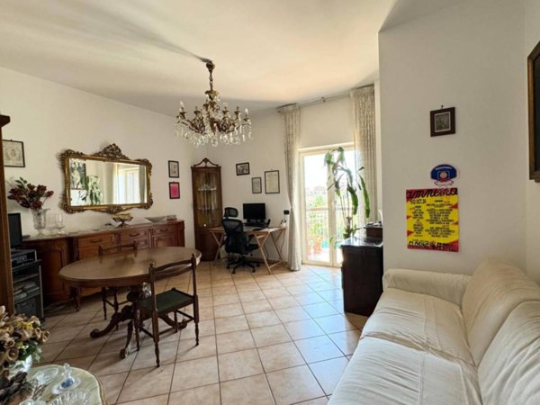 appartamento in vendita a Napoli in zona Pianura