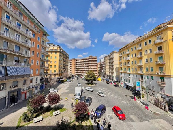 appartamento in vendita a Napoli in zona Vomero