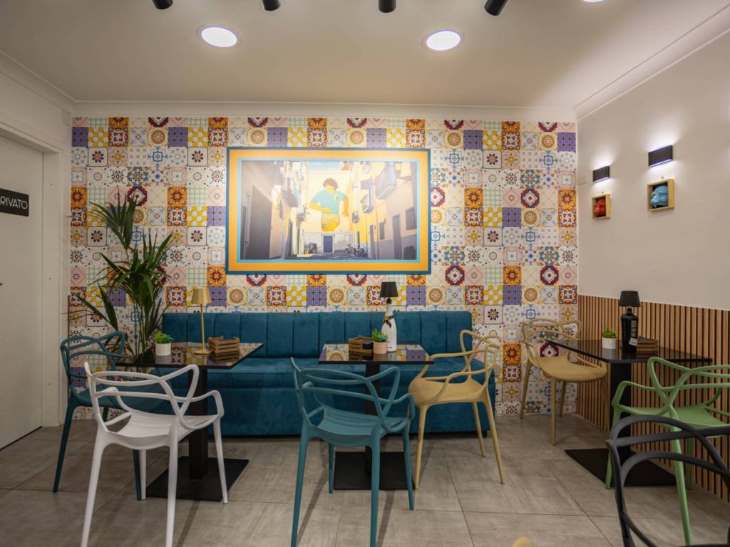 appartamento in vendita a Napoli in zona Stella