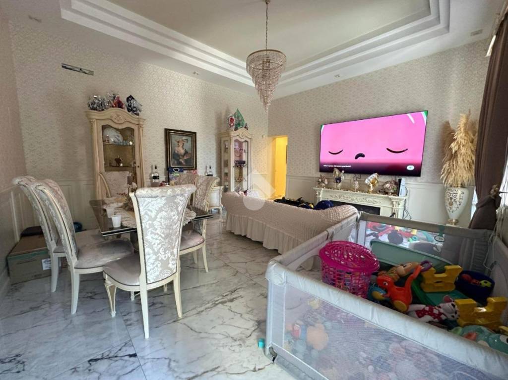 appartamento in vendita a Napoli in zona San Ferdinando