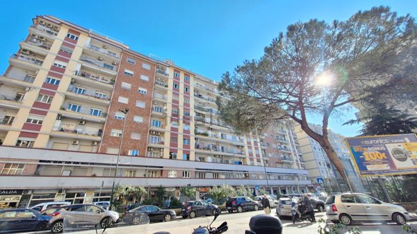 appartamento in vendita a Napoli in zona Fuorigrotta
