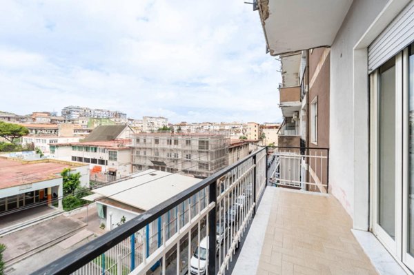 appartamento in vendita a Napoli in zona Poggioreale