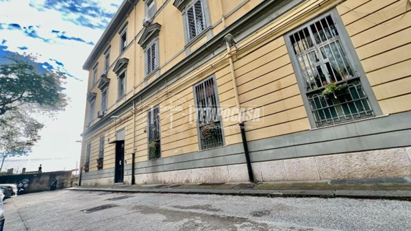 appartamento in vendita a Napoli in zona Fuorigrotta