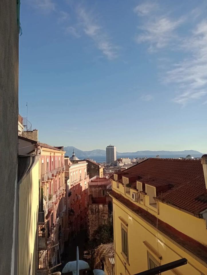 appartamento in vendita a Napoli in zona Montecalvario