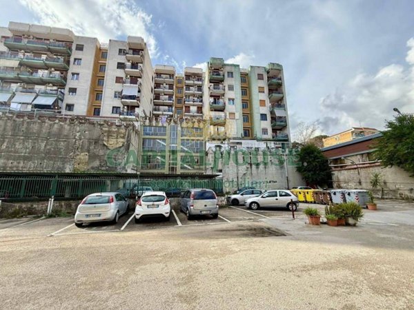 appartamento in vendita a Napoli in zona Piscinola