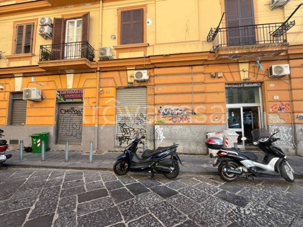 negozio in vendita a Napoli