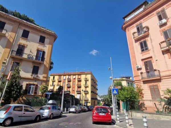 appartamento in vendita a Napoli