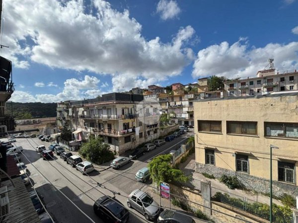 appartamento in vendita a Napoli in zona Capodimonte / Colli Aminei