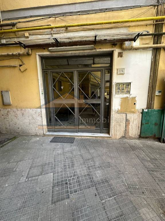 appartamento in vendita a Napoli in zona Zona Industriale-Ferrovia