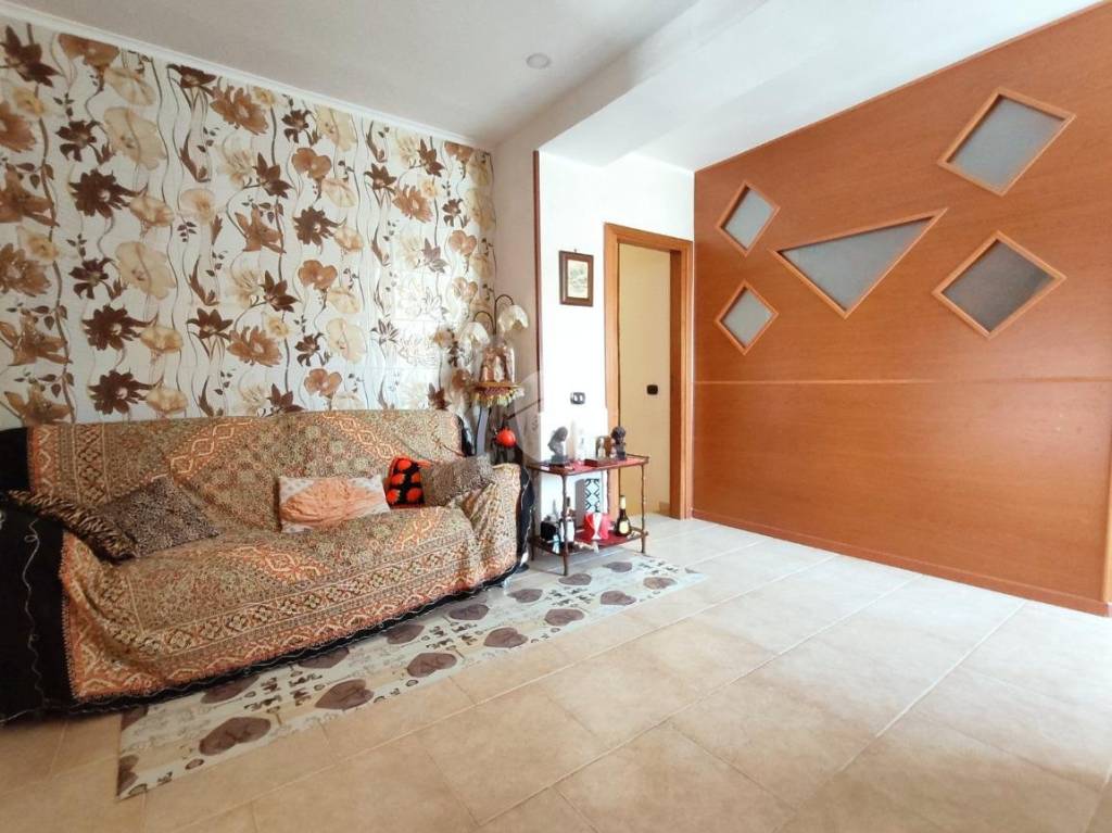 appartamento in vendita a Napoli in zona Secondigliano
