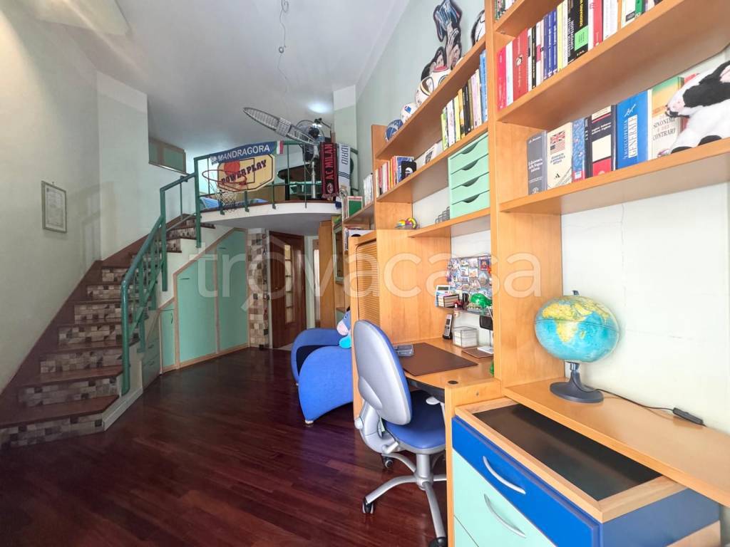 appartamento in vendita a Napoli