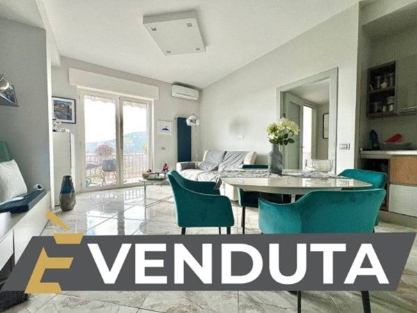 appartamento in vendita a Napoli in zona Vomero