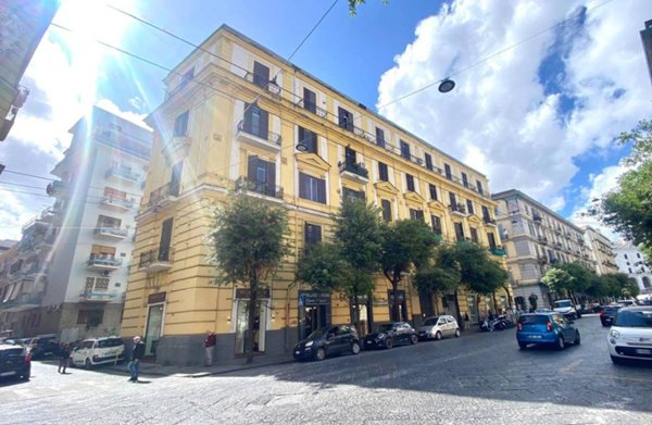 appartamento in vendita a Napoli in zona Pendino / San Giuseppe