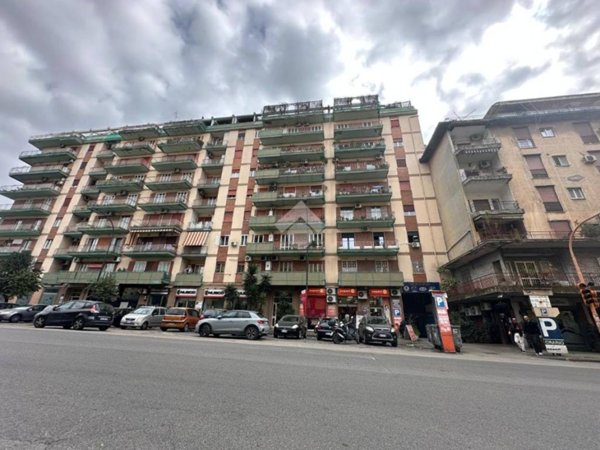 appartamento in vendita a Napoli in zona Fuorigrotta
