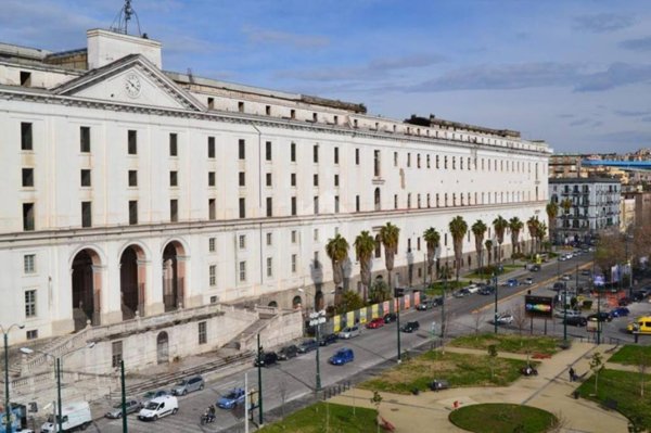 appartamento in vendita a Napoli