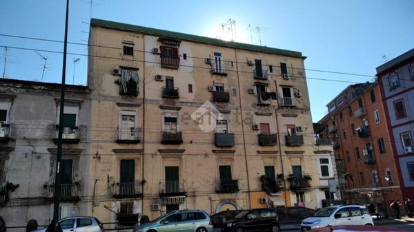 appartamento in vendita a Napoli in zona San Lorenzo