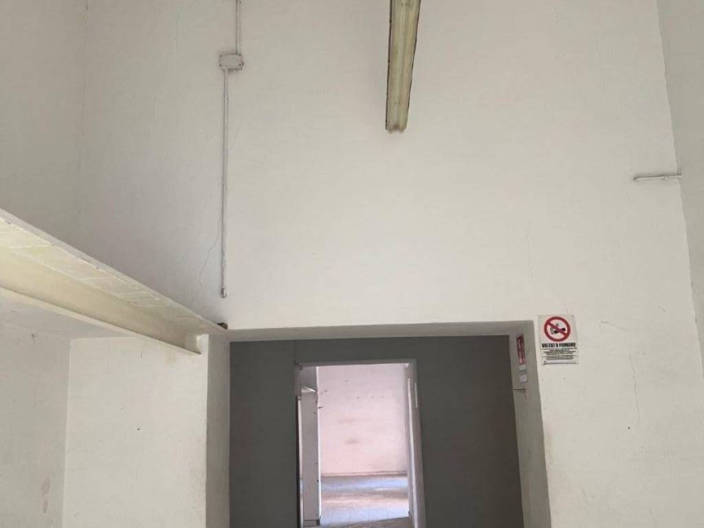 trivano in vendita a Napoli