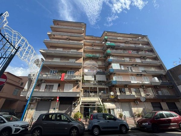 appartamento in vendita a Napoli in zona Barra