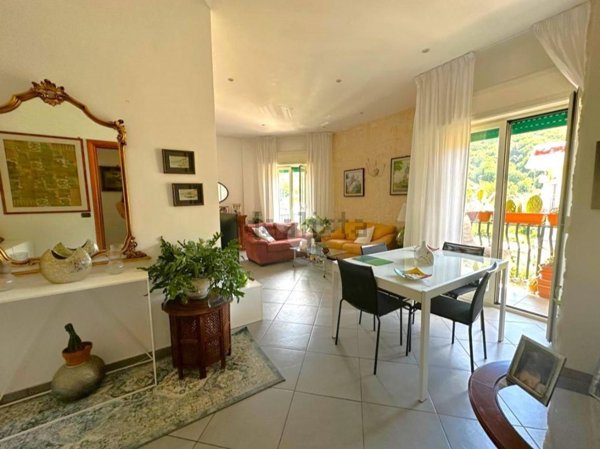 appartamento in vendita a Napoli in zona Fuorigrotta