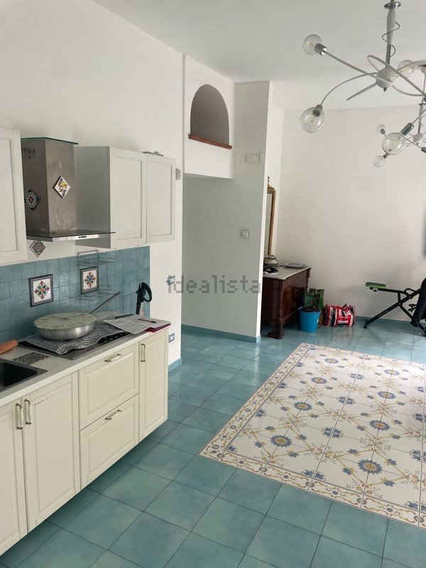 appartamento in vendita a Napoli in zona Stella