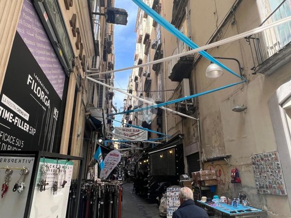 appartamento in vendita a Napoli in zona Montecalvario