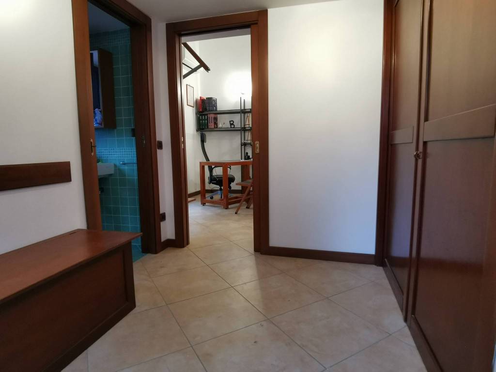 appartamento in vendita a Napoli in zona Bagnoli
