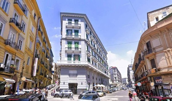 appartamento in vendita a Napoli in zona Stella